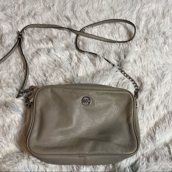 Michael Kors Fulton Pebbled Leather Crossbody Bag - Picture 1 of 9